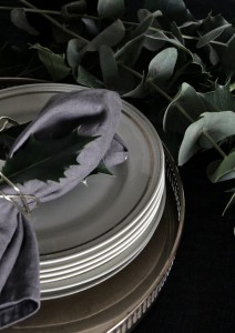 Christmas table / heidihallingstad.com