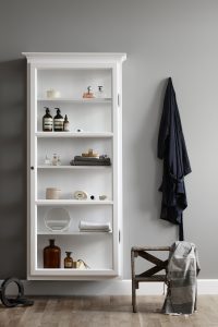 Lindebjerg vitrine // heidihallingstad.com